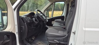 Dodávka s motorem IVECO 3,0 - pouze 128.000 - 5