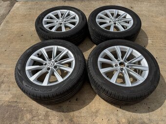 Sada kol VW Tiguan Philadelphia R17 5x112 235/55 5N0601025S - 5
