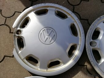 Originální poklice VW Golf III, 1HM601147 - 5