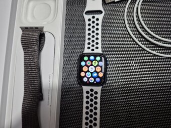 Apple Watch Series 6 44mm. - 5