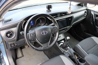 Toyota Auris, 1,6 Valvematic, 1.maj.,ČR,serviska,TOP - 5