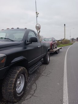 Dodge RAM 1500 4,7 V8 - 5