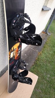 Kvalitní snowboard Trans 154 cm - 5