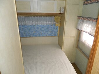 Velký dvouosý karavan Tabbert pro 7 osob - 5