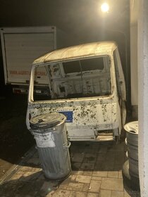 Kabina Nissan Trade - 5