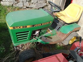 Zahradní traktor John Deere stx 38 - 5
