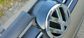 Přední nárazník VW TOURAN 1T0 807 221 - 5