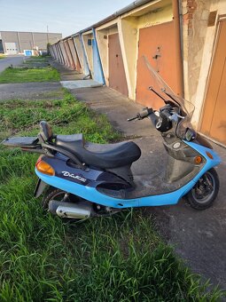 Skútr Kymco Dink 150LX - 5
