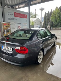 Bmw E90 320d - 5