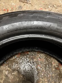 Gumy Bridgestone Dueler H/L 33 235/60 R18 - 5