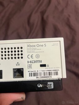 Xbox one S 1TB - 5