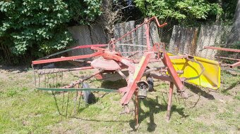 Shrnovač sena Fella TS 310 DRF - 5