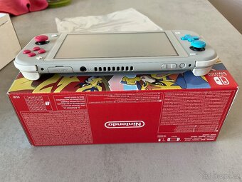 Nintendo Switch Lite Zacian & Zamazenta - 5