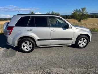 SUZUKI GRAND VITARA II 2.0i 103kw BENZIN 2.majitel tažné - 5