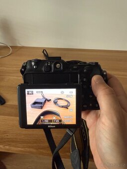 NIKON COOLPIX P7100 - 5