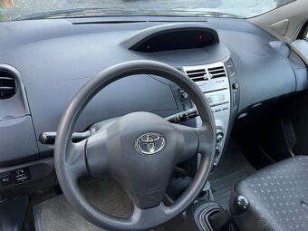 Toyota Yaris 2008 - 5