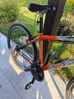 Krásné dámské dívčí kolo M oranžovo černá crossove kolo - 5