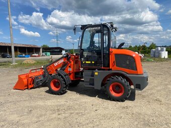 Teleskopický kloubový nakladač ER1200F - 5