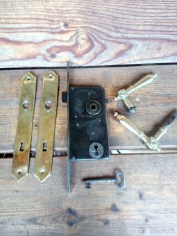 Zámek dveřní kompletní funkční - 5