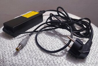 Lenovo ThinkPad R60 – Funkční - 5