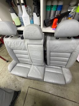 Superb 1 sedačky Laurin a Klement - 5