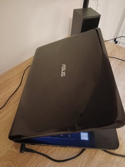 ASUS X556UV – i5, 8 GB RAM - 5