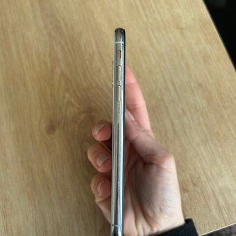 Iphone X, 64GB stříbrný - 5