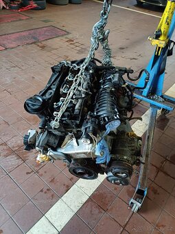 MOTOR BMW N47 320D E90 2010 - 5