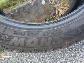 Zimní pneu 215/50 r18 - 5