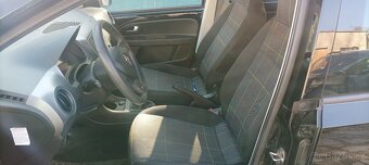 Škoda Citigo 1.0 44kw 05/2014 koupeno čr 1 majitel - 5