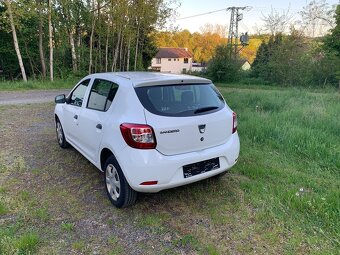 Dacia Sandero 1.2 4 válec benzín - 5