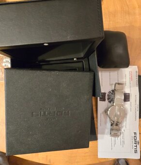 Fortis 897-20-92-M Case No.21/500 - 5