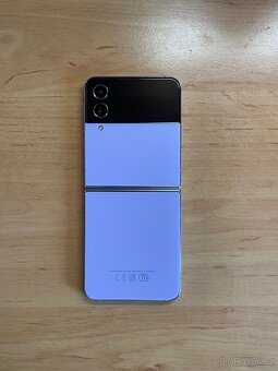 Samsung Galaxy Z Flip 4 - 5