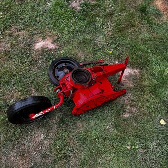 Prodám malotraktor Vari Tera s příslušenstvím - 5