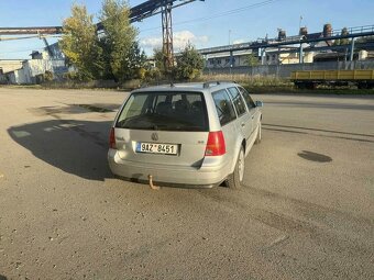 VW Golf IV Variant 2.0i Automat - 5