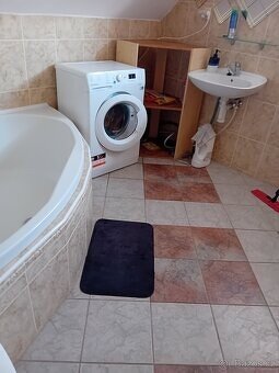 Podnájem podkrovního pokoje - 5