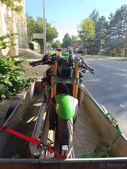 Kawasaki Ninja 636 / ZX6R 2005 - 5