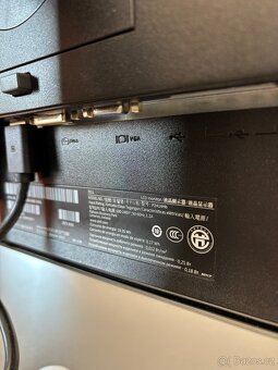 Prodám 2 ks monitorů DELL PROFESSIONAL P2414HB 24´´ - 5