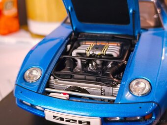 Porsche 918 1:18 Autoart - 5