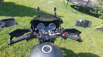 Suzuki GSX 750 Inazuma - 5