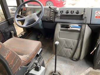 Mercedes Benz 815d - 5