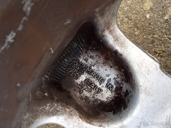 Alu 4x100 R15 7Jx15. ET 30 - 5