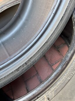 Yokohama geolander 295/35 r21 - 5