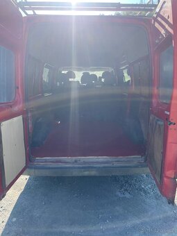 Ford tranzit 2.2 - 5