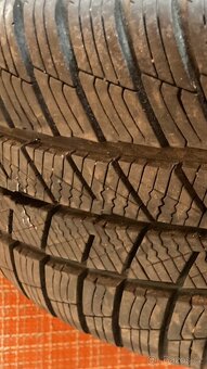 ENZO 7,5 j 17 5x112 ET 35 + sezónu jeté pneu 225/50 r17 - 5