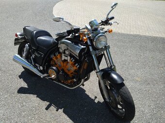 Yamaha vmax - 5