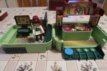 Igráček kuchař a květinářka. - 5
