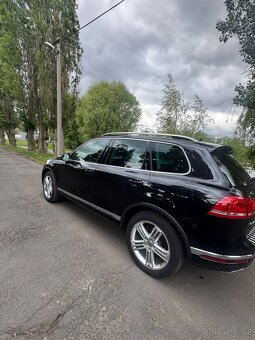 VW Touareg 3,0 v6  193kw - 5