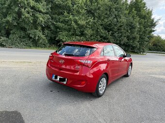 HYUNDAI I30 1.4i KLIMA PARK SENZORY AUTORIZOVANÝ SERVIS - 5