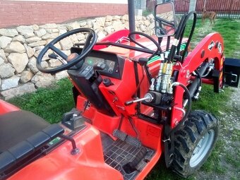 Japonský traktor , malotraktor , Hinomoto N209 - 5